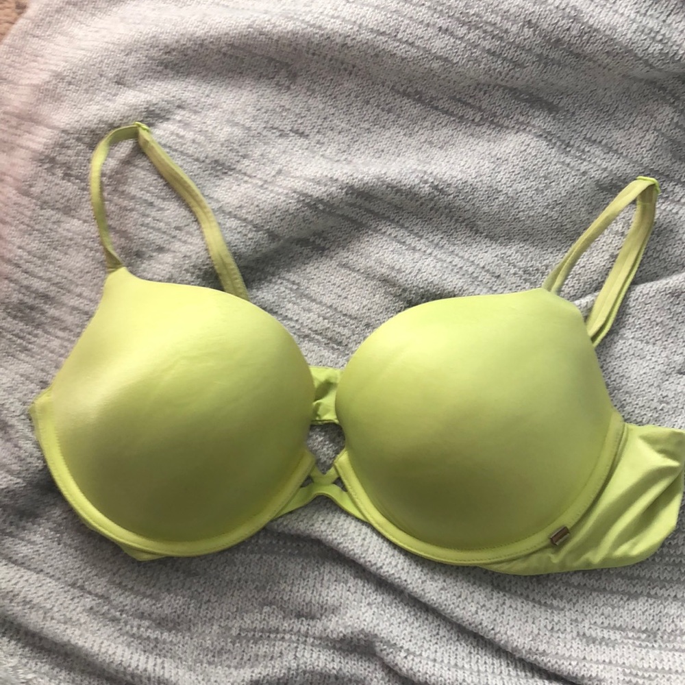 VS very sexy push-up bra